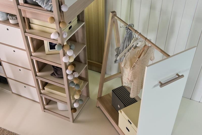 Mobiler Kleiderständer für Hochbett Indiana